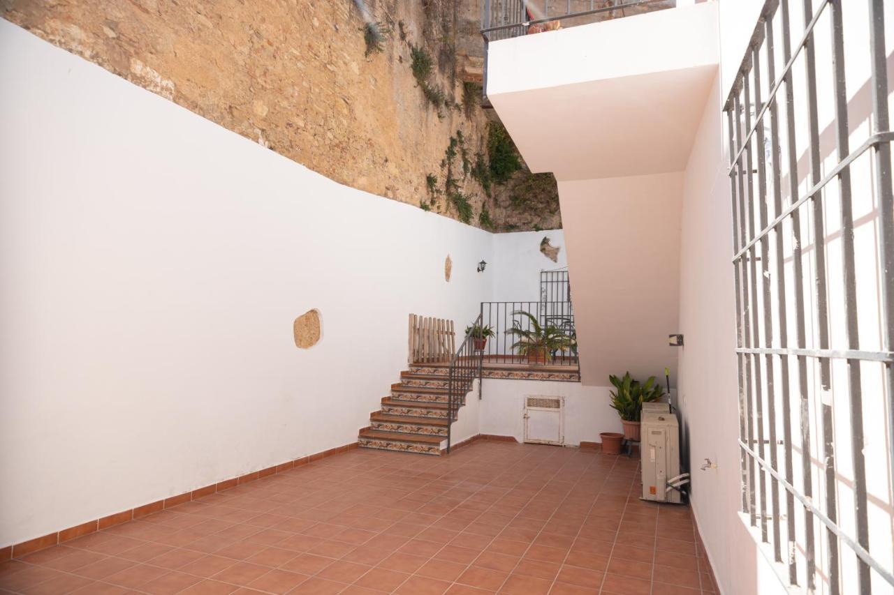 Casa con parking a 500m del tajo de ronda Apartment Bagian luar foto